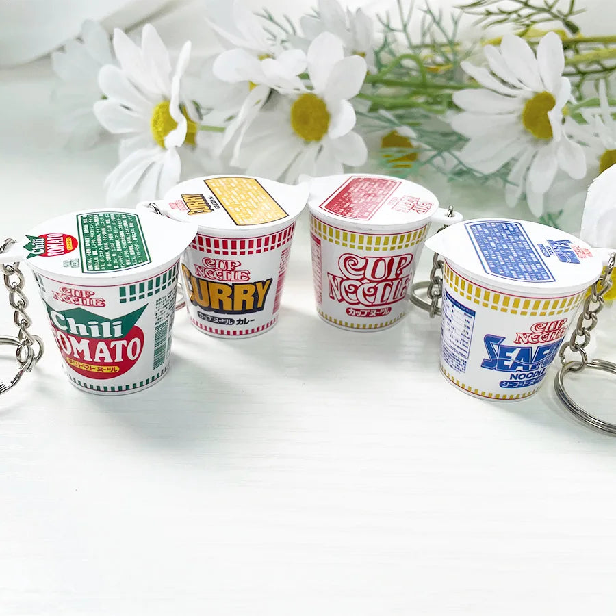 Mini Cup Noodles Keychain – Japanese Konbini Ramen Souvenir, Cute Travel Gift & Bag Charm